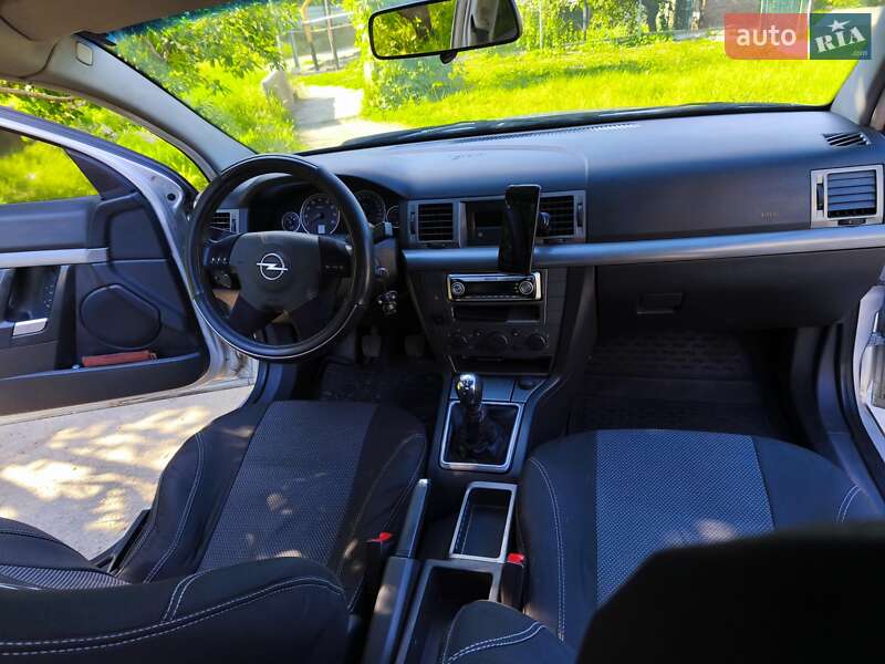 Седан Opel Vectra 2005 в Запорожье фото 17 Седан Opel Vectra 2005 в Запорожье