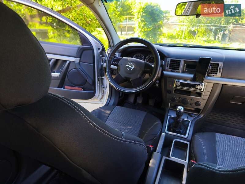 Седан Opel Vectra 2005 в Запорожье фото 18 Седан Opel Vectra 2005 в Запорожье