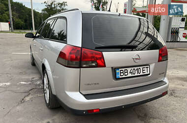 Универсал Opel Vectra 2004 в 