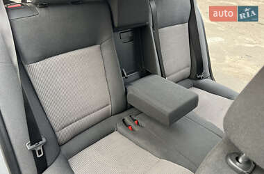 Универсал Opel Vectra 2004 в 