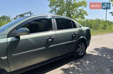 Седан Opel Vectra 2003 в 