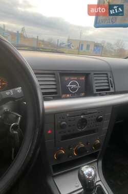 Ліфтбек Opel Vectra 2003 в 