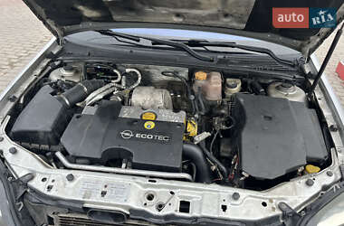 Седан Opel Vectra 2003 в 