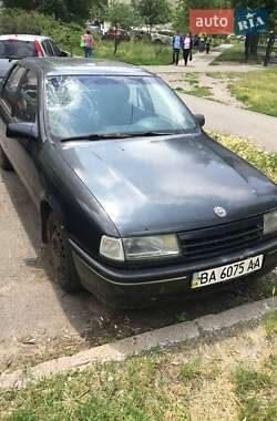 Седан Opel Vectra 1990 в Киеве