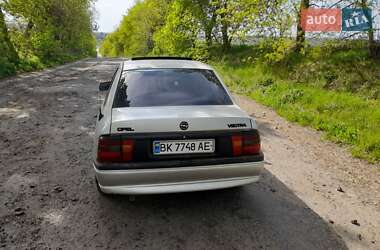 Седан Opel Vectra 1993 в 