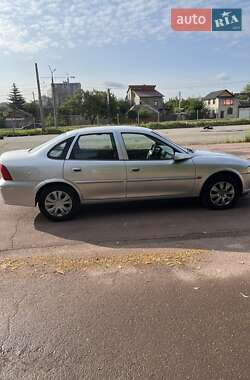 Седан Opel Vectra 2000 в 