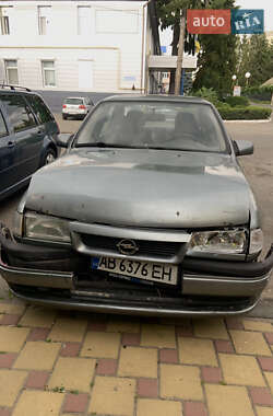 Седан Opel Vectra 1990 в Виннице