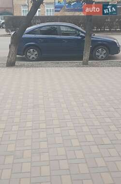Лифтбек Opel Vectra 2003 в 