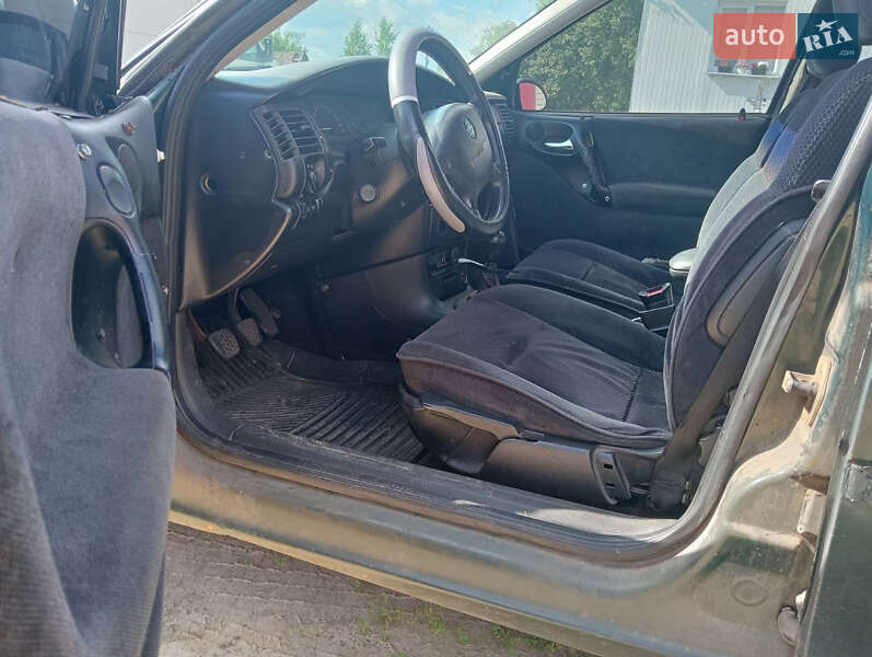 Седан Opel Vectra 1999 в Ратным фото 2 Седан Opel Vectra 1999 в Ратным