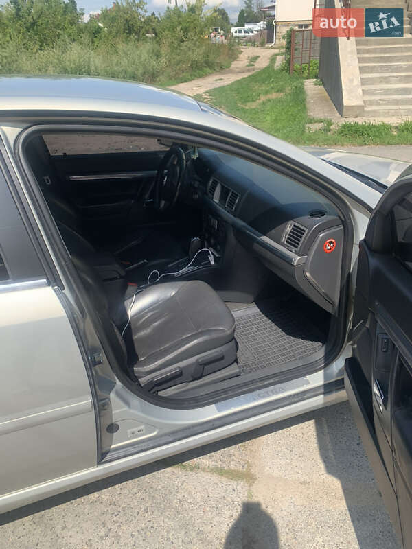 Седан Opel Vectra 2006 в Виннице