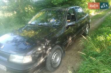 Седан Opel Vectra 1992 в Косові