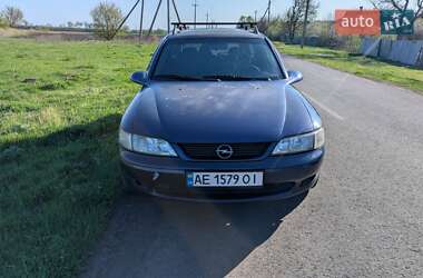 Универсал Opel Vectra 1997 в Юрьевке