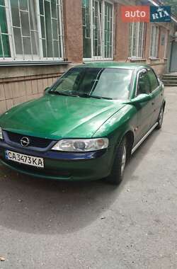 Лифтбек Opel Vectra 1996 в Черкассах