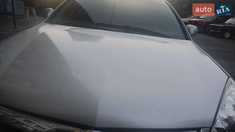 Седан Opel Vectra 2006 в Киеве