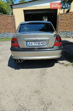 Седан Opel Vectra 1996 в 