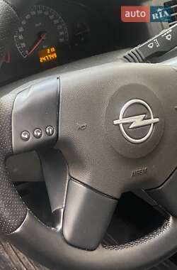 Седан Opel Vectra 2003 в 