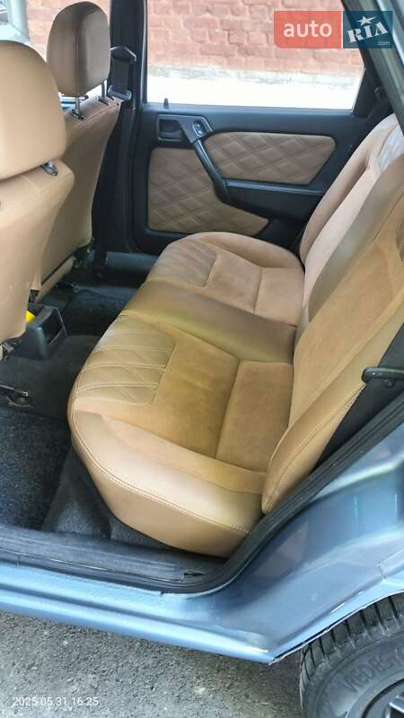 Седан Opel Vectra 1991 в Коломые