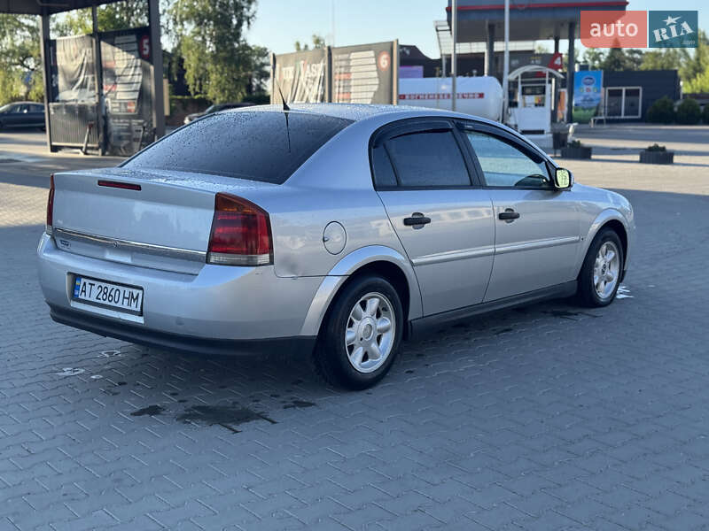 Седан Opel Vectra 2002 в Коломиї