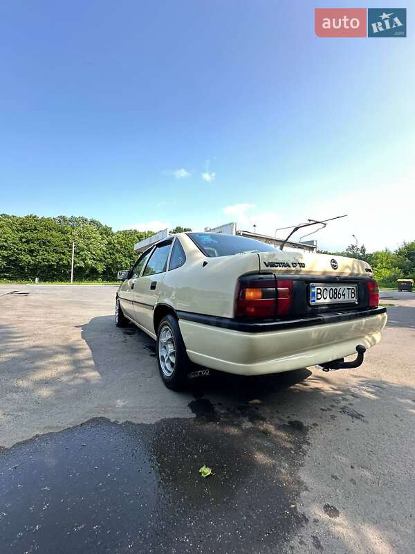 Седан Opel Vectra 1994 в Рогатині