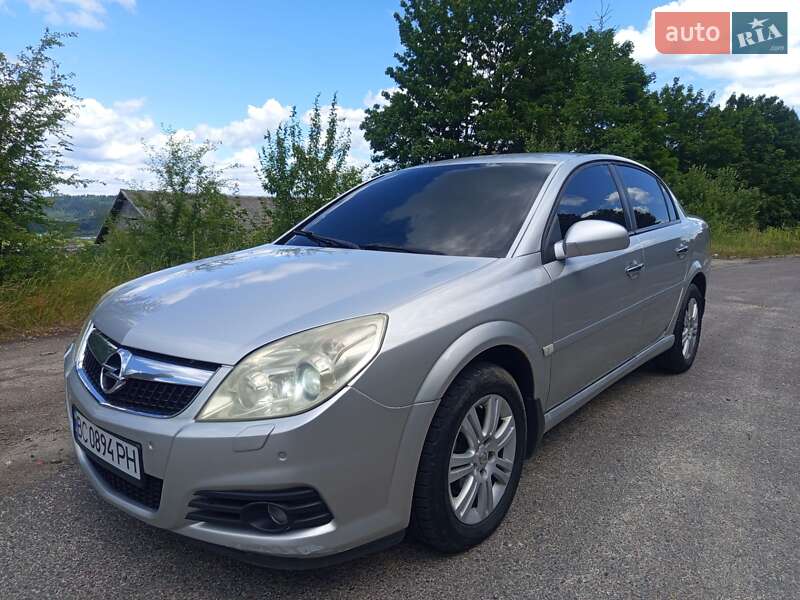 Седан Opel Vectra 2006 в Турці