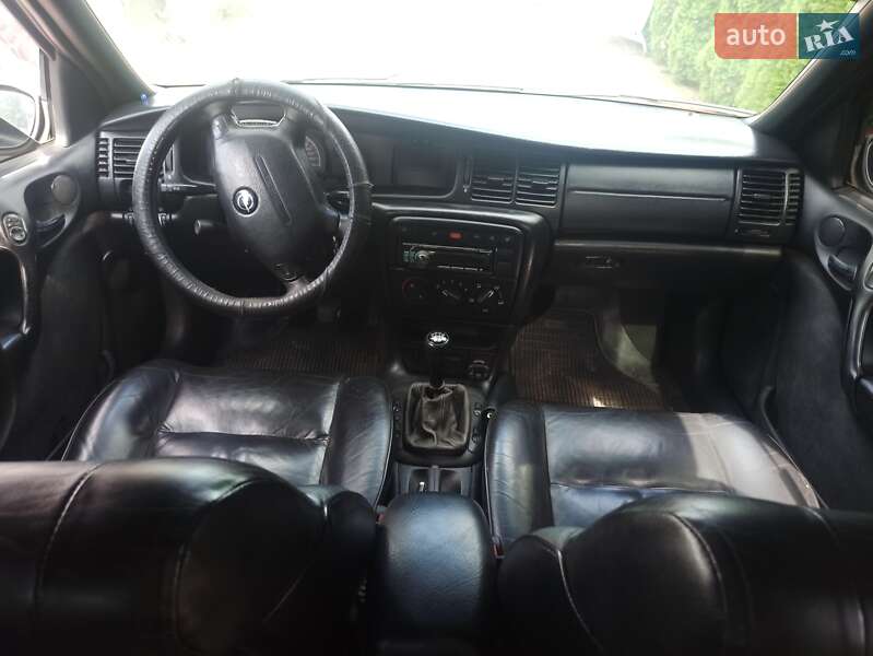 Седан Opel Vectra 1997 в Самборе