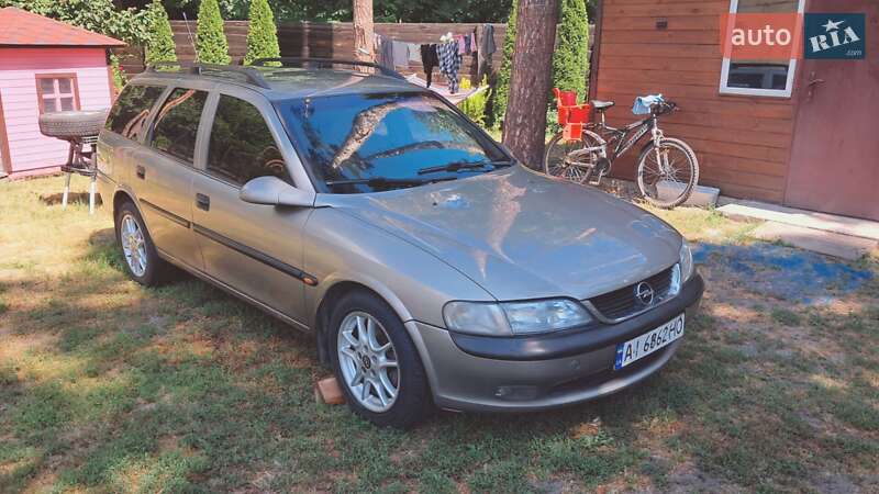 Универсал Opel Vectra 1997 в Киеве