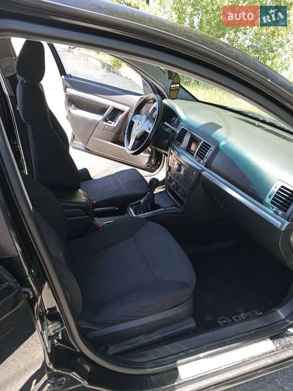 Седан Opel Vectra 2006 в Харькове