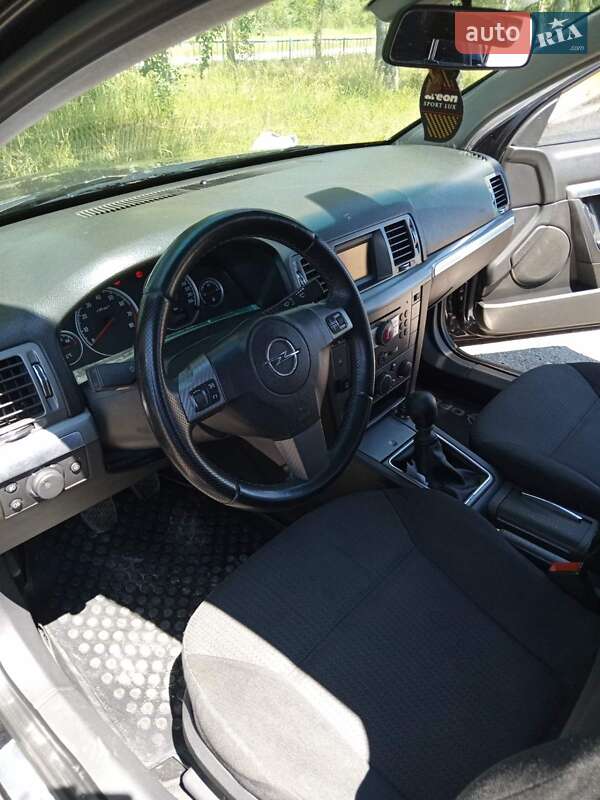 Седан Opel Vectra 2006 в Харькове
