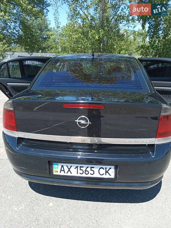Седан Opel Vectra 2006 в Харькове
