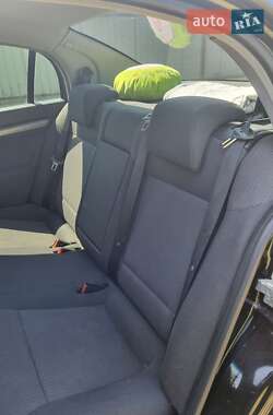 Седан Opel Vectra 2007 в 