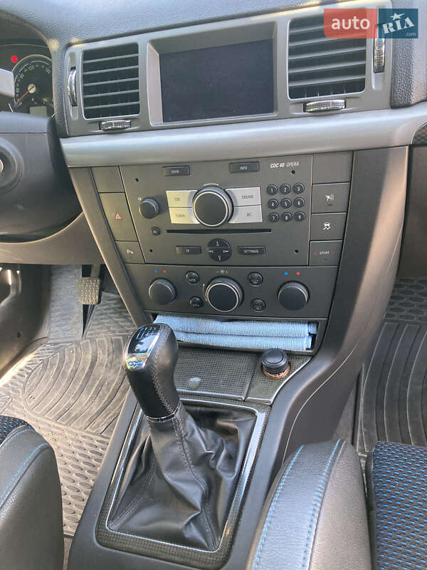 Лифтбек Opel Vectra 2008 в Сумах