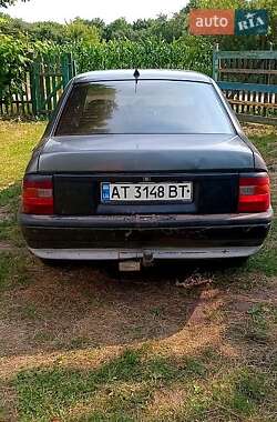 Седан Opel Vectra 1990 в Сумах