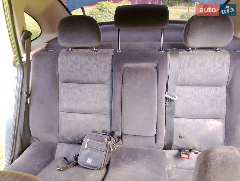 Седан Opel Vectra 1998 в Косове