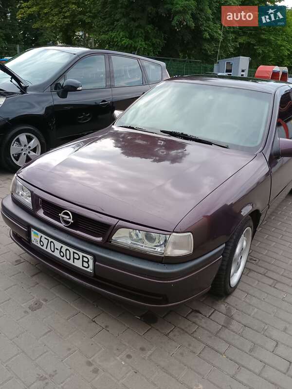 Седан Opel Vectra 1993 в 