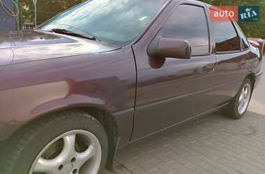Седан Opel Vectra 1993 в 