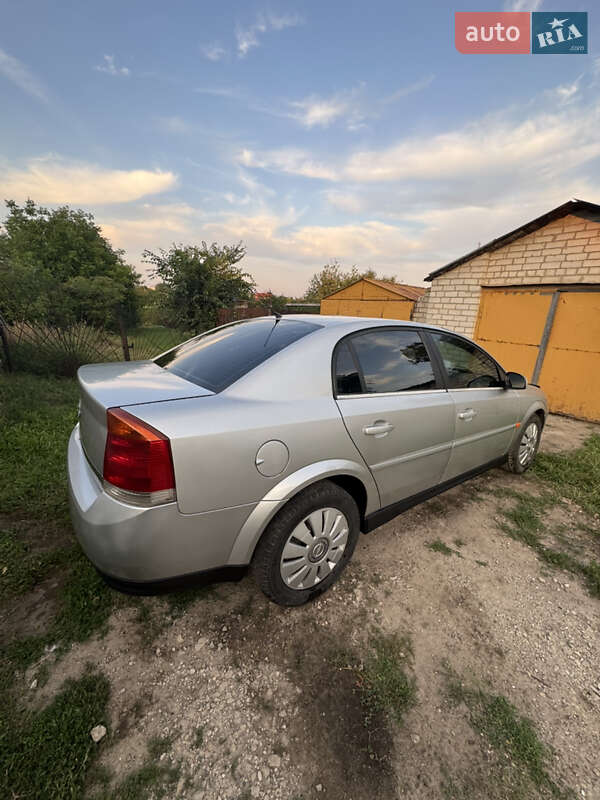 Седан Opel Vectra 2003 в Харькове