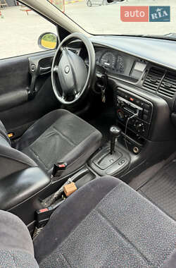 Седан Opel Vectra 1999 в 