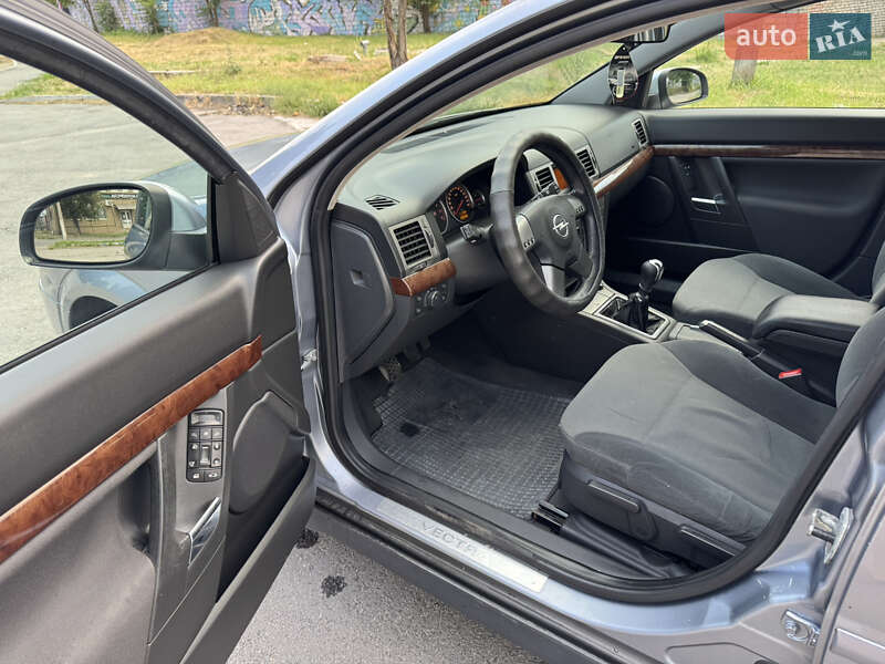Универсал Opel Vectra 2004 в Запорожье