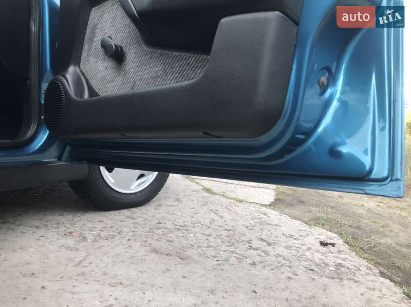 Лифтбек Opel Vectra 1992 в Горишних Плавнях