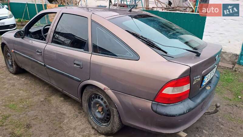Лифтбек Opel Vectra 1998 в Жашкове