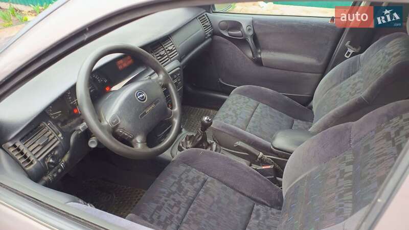 Лифтбек Opel Vectra 1998 в Жашкове