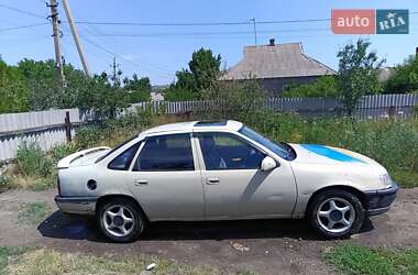 Седан Opel Vectra 1990 в 