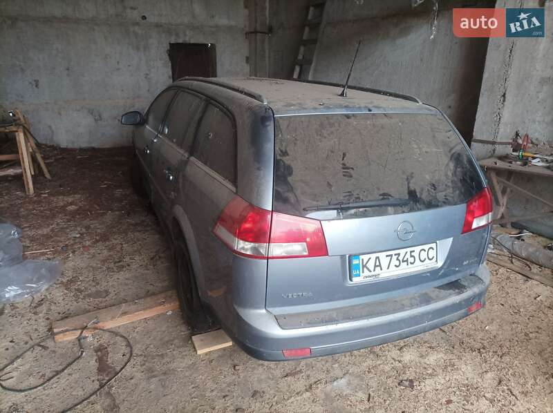Універсал Opel Vectra 2006 в Макарові