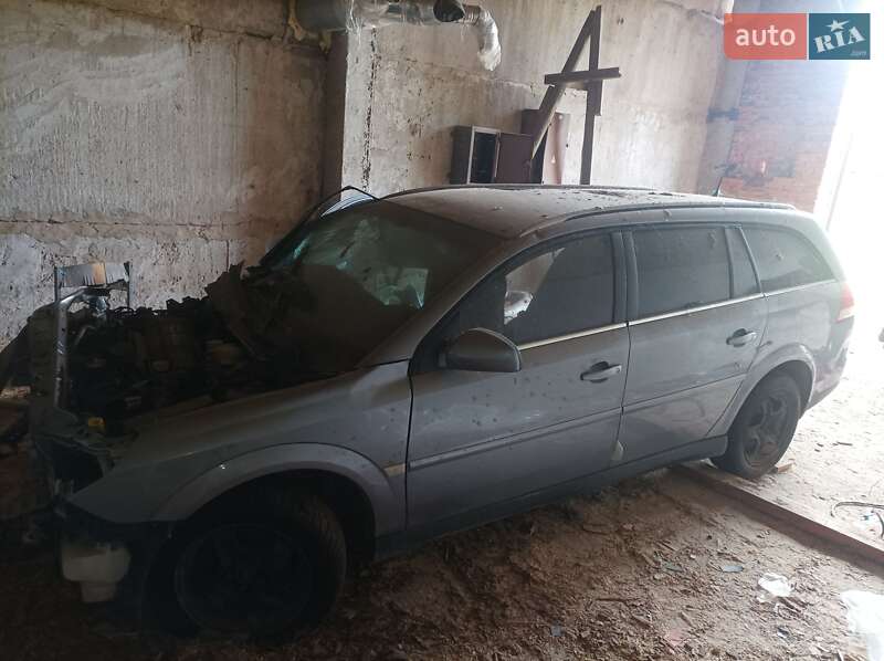 Універсал Opel Vectra 2006 в Макарові