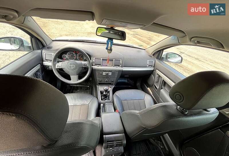 Универсал Opel Vectra 2007 в 