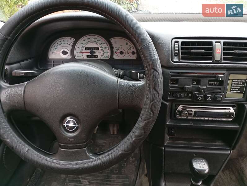 Седан Opel Vectra 1991 в Виннице