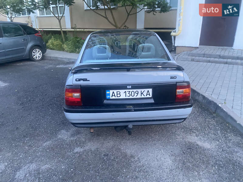 Седан Opel Vectra 1990 в Виннице фото 7 Седан Opel Vectra 1990 в Виннице