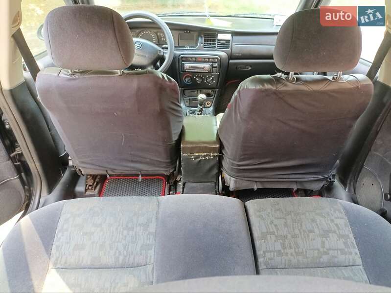 Лифтбек Opel Vectra 1998 в Киеве