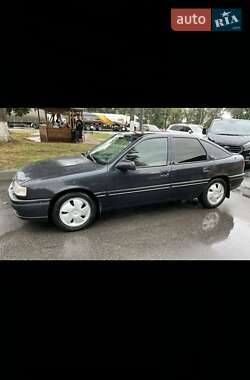 Лифтбек Opel Vectra 1995 в Немирове