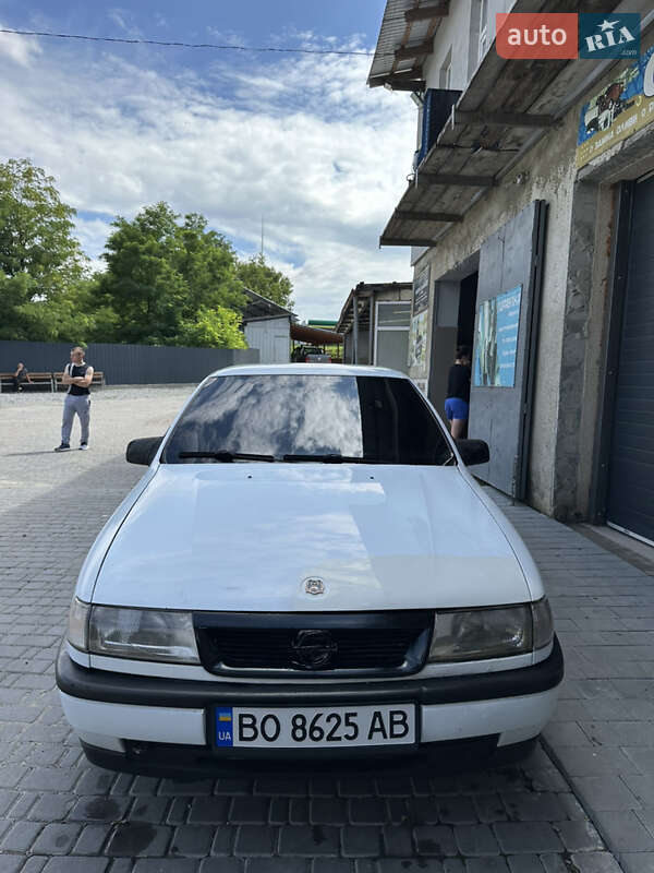 Седан Opel Vectra 1989 в 